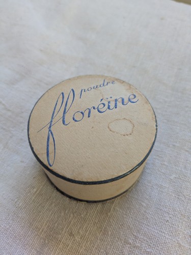 Boite poudre ancienne - poudre,
