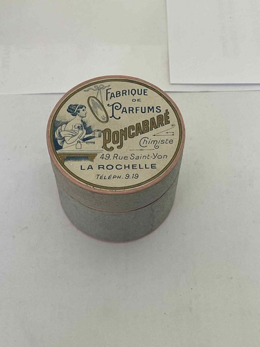 Ancienne boite publicitaire - boite,