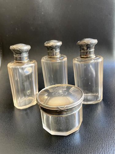 Ensemble toilette flacons - toilette, 3